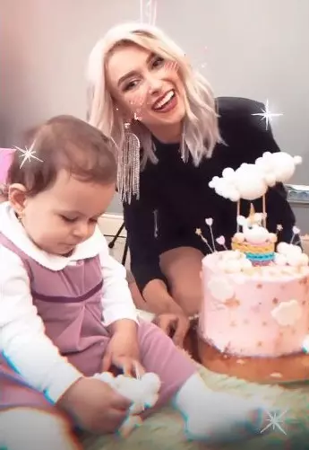 turta-fiica-Andreea-Balan-10