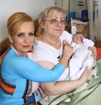 daniela si mama sa