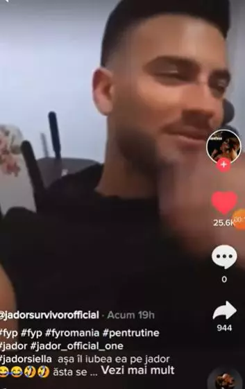 Ella Puterea Dragostei iubit