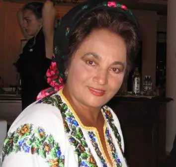 laura