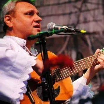 21557714_1299627360148044_7811712605047370274_n