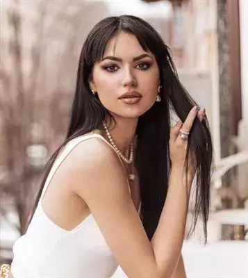 cristina-belciu-iubita