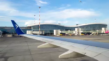 Zboruri din România, anulate din cauza izbucnirii războiului. MAE avertizează românii