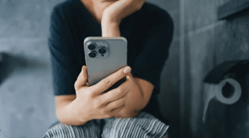 Aplicația cu nume sumbru a luat cu asalt China: „Eşti mort?”