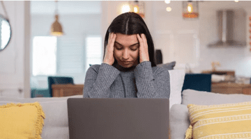 Simptomul „neobișnuit” pe care tinerii îl ignoră frecvent și care poate semnala demența