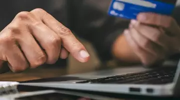 IRCC scade din nou de la 1 iulie, dar rata se reduce cu doar 4 lei. Soluția prin care poți economisi până la 800 de lei pe lună