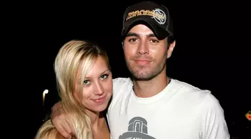 Cum arată femeia care i-a luat mințile lui Enrique Iglesias. L-a făcut tată pentru a patra oară