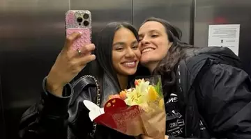 Destinul a 'lucrat' pentru cele două handbaliste de la CSM București care și-au oficializat relația! Detalii neștiute despre Elizabeth Omoregie și Gabriela Moreschi