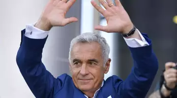Susținătorii lui Călin Georgescu au inițiat o campanie de strângere de fonduri pentru a-i cumpăra acestuia o vilă în Toscana. E vorba de o proprietate de lux, în valoare de 1,2 milioane de euro