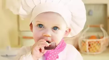 Topul alimentelor din supermarket periculoase pentru copii. Atenționarea nutriționiștilor