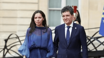 Mirabela Grădinaru a atras toate privirile la Palatul Élysée! Cum s-a îmbrăcat partenera lui Nicușor Dan la dineul organizat de Emmanuel Macron