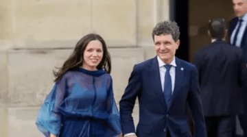 Cele mai îndrăznețe rochii albastre purtate de Mirabela Grădinaru. Mesajul din spatele culorii alese de Prima Doamnă