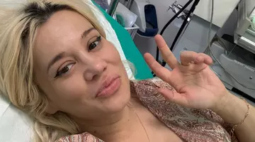 Anisia Gafton a născut! Primele imagini cu băiețelul ei, publicate chiar din maternitate. Actrița a transmis și un mesaj emoționant după venirea pe lume a micuțului. Vezi fotografiile!