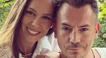 „Palatul din Popești Leordeni”! Cum arată casa de vis a Irinei și a lui Răzvan Fodor: 7 camere, o baie ca-n filme și grădina cu 30 de soiuri de trandafiri. Vezi imaginile spectaculoase!