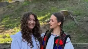 A spus „DA” departe de ochii lumii! Detaliul din ținuta îndrăgitei artiste care a lăsat pe toată lumea fără cuvinte
