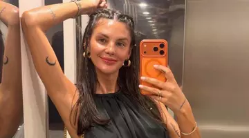 Așa arăta Ramona Olaru când a apărut prima dată la Neatza! Imagini rare: „Eram un fel de Betty cea urâtă”