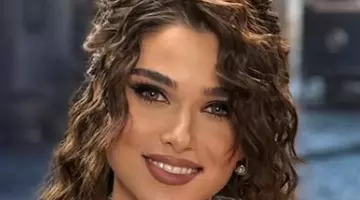 Adio, Maldive! Theo Rose și-a luat rămas bun de la paradisul exotic cu o galerie foto incendiară, dar și cu o declarație care a pus pe jar internetul!