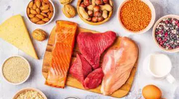 Nutrientul care poate încetini îmbătrânirea dacă e consumat zilnic. Susține mușchii, creierul și imunitatea