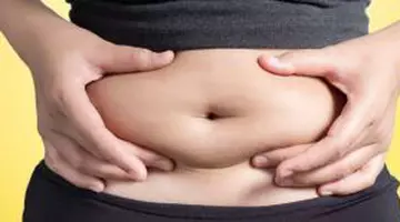 Medic: Consumați acest fruct seara, curăță toxinele și topește grăsimea de pe burtă
