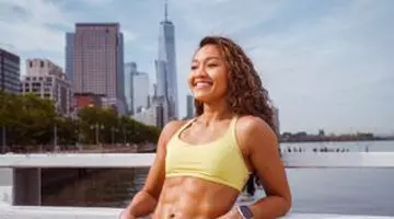 Densitatea osoasă crește chiar și după 50 de ani! Iată exercițiul care face minuni pentru oase