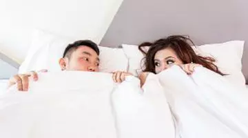 Obiceiul din căsnicie care poate „ucide” în tăcere viața sexuală. De ce ajung partenerii doar simpli colegi de apartament