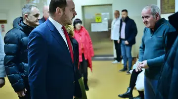 „În ATI lucrează oameni, nu roboți”. Măsurile anunțate de Rogobete pentru reducerea infecțiilor nosocomiale