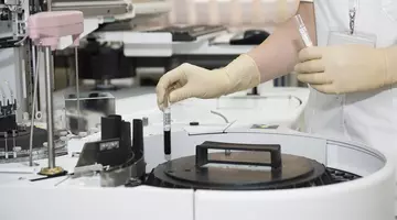 Testul gratuit care decide dacă primești imunoterapie în loc de chimioterapie