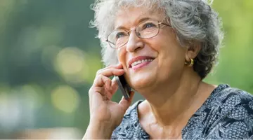 Primele semne de Alzheimer pe care femeile peste 50 de ani le pot confunda cu stresul sau menopauza