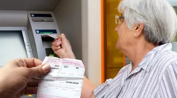 Tăiere la pensie pentru această categorie de români: beneficiul care dispare în 2026, prin „ordonanța trenuleț”