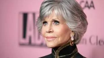 Are 88 de ani și încă se menține în formă. Jane Fonda a renunțat la alergare și a ales un exercițiu simplu