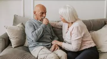 Medicamentele „se opresc în gât”? Problema poate fi mai serioasă decât pare