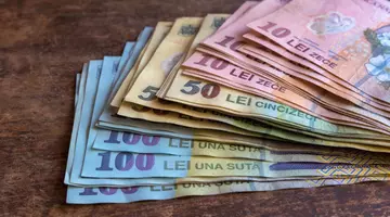 Până la 900 de lei lunar pe lângă salariu. Cine poate încasa banii și care sunt condițiile
