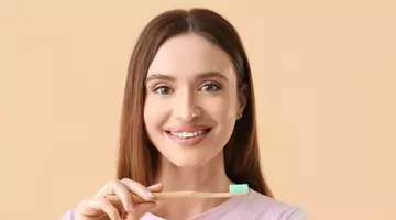 De ce două persoane cu aceeași igienă orală pot avea probleme complet diferite?  