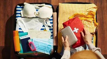 Diaree, balonare sau arsuri în vacanță? 5 reguli esențiale care te feresc de probleme digestive