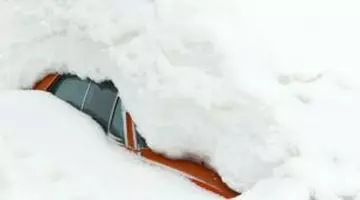 RO-Alert în toiul nopții: Capitala, sub asediul zăpezii. Cod roșu sever și intervenții de urgență