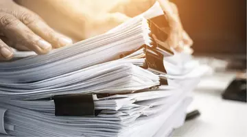 Lovitură pentru cei care voiau să iasă mai devreme la pensie. Bolojan anunță limitarea pensionării anticipate pentru toți angajații