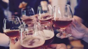 În cât timp iese alcoolul din sânge și după câte ore poate fi detectat la etilotest. Greșeala care te poate lăsa fără permis