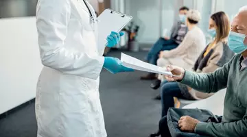 CNAS introduce un nou sistem pentru analizele decontate de stat. 100 de teste esențiale gratuite!