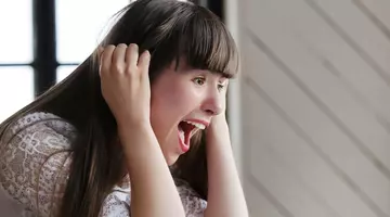 Ești stresat? Psihologul spune ce alimente și băuturi ar fi bine să limitezi. Unele îți pot accentua anxietatea
