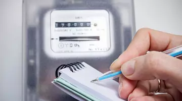 Lovitură pentru români, de la 1 noiembrie! Facturi mai mari la curentul electric și căldură