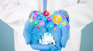 Șapte vitamine și minerale de care ai neapărat nevoie după 40 de ani. Lipsa lor poate afecta nervii, oasele și inima