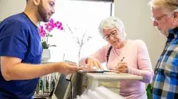Ce se întâmplă cu economiile pentru sănătate după deces. Regula care te poate costa scump