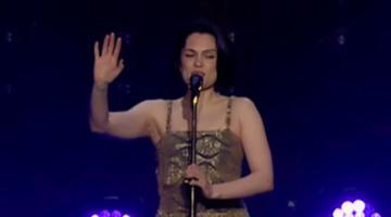Artista celebră care a învins cancerul în doar 1 an. Anunțul făcut chiar din salonul de spital: „Am plâns ore întregi după ce am primit vestea”