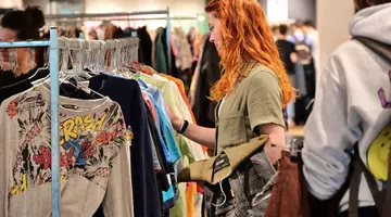 Ce să nu cumperi niciodată dintr-un magazin second-hand