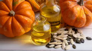 Uleiul de semințe de dovleac: proprietăţi, beneficii, întrebuinţări