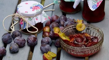 Cât timp se fierbe dulceața de prune