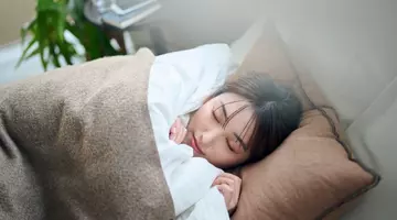 De ce trebuie să dormi mai mult iarna