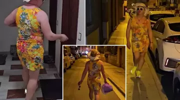 Artistul nostru a ieșit pe stradă în rochie mini, mulată, mândru de felul în care arată: „M-am îmbrăcat ca o zeiță”. Uită-te bine la poze, îl recunoști? Îl știe toată România / FOTO