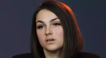 „Sunt Irina Moldovan, soția lui Gheorghe Moldovan, care și-a pus capăt zilelor în fața mea și a copiilor noștri. Mi-a dat flori și după s-a împușcat”. Soția fostului arbitru Gheorghe Moldovan rupe tăcerea după moartea lui. E cutremurător ce a povestit