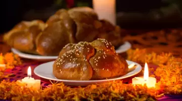 Moșii de Iarnă 2026. Ce NU se pune în pachetele care se dau de pomană în Sâmbăta Morților. E mare păcat să dai așa ceva pentru sufletele celor adormiți!